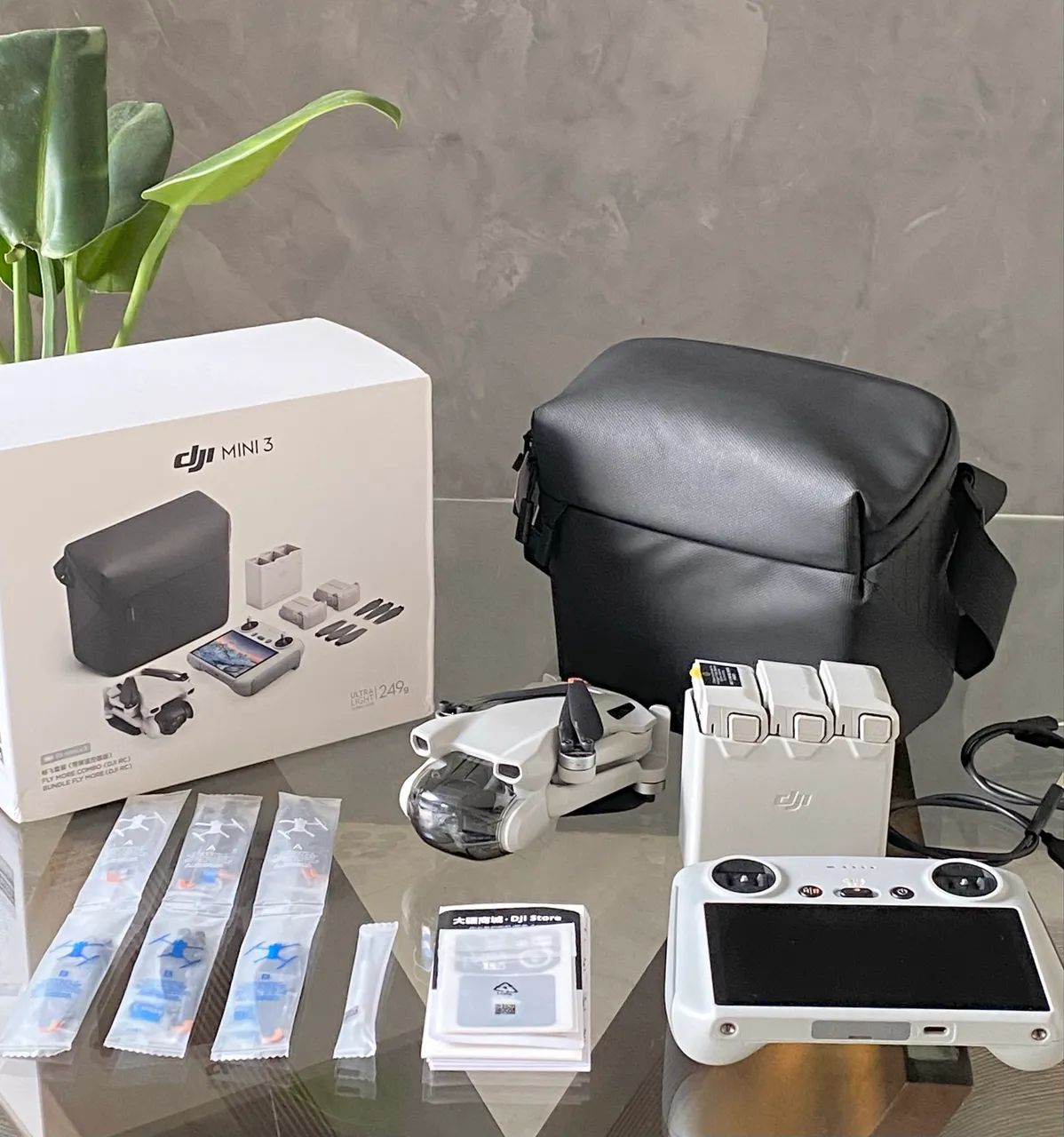 Drone Dji Mini 3 Combo Fly More Rc, 3 Baterias 4k Gl Cor Cinza - Foto 3