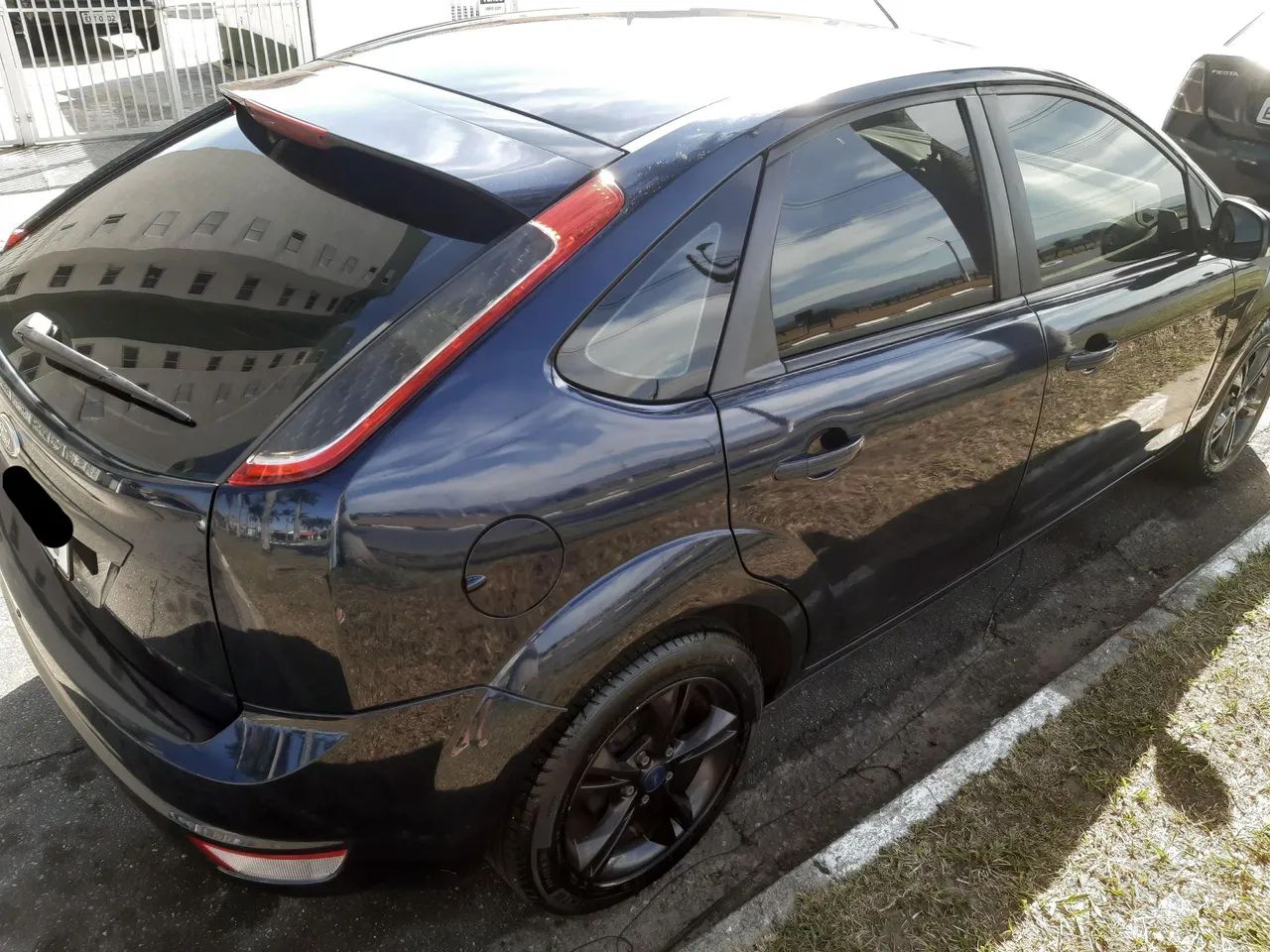 Ford Focus Focus 1.6 S/SE/SE Plus Flex 8V/16V 5p 2011