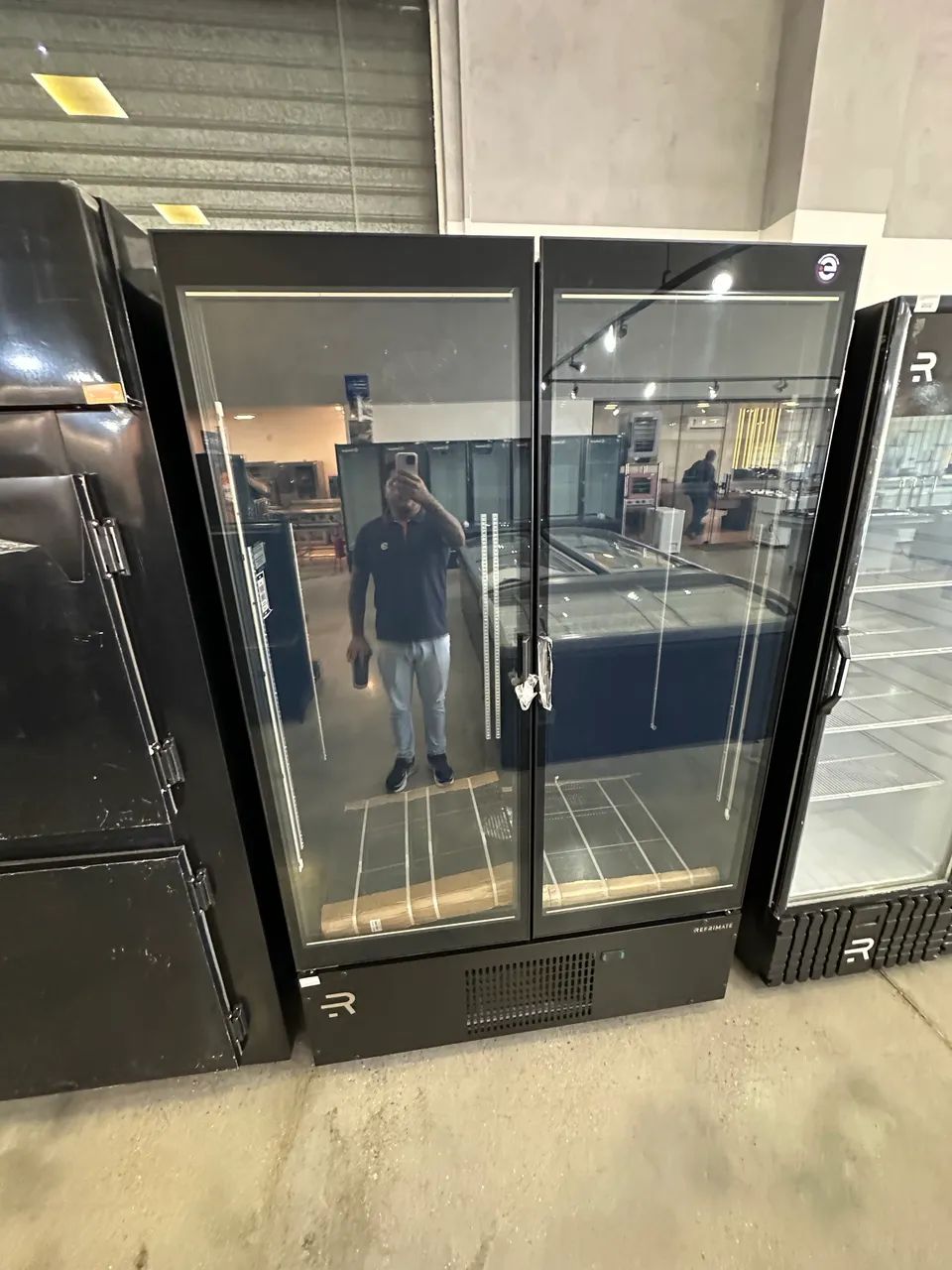 Expositor 2 portas 1300 litros Premiun cerveja/ carne - refrimate 