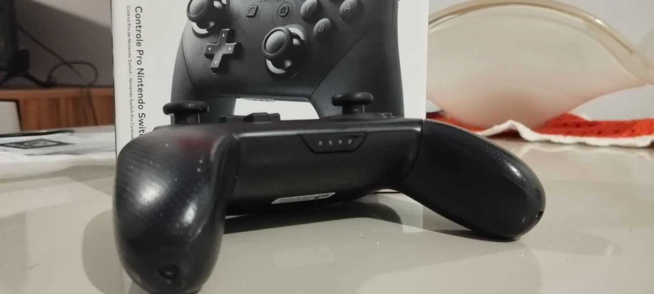 Controle - Nintendo Switch Pro Controller - Foto 5