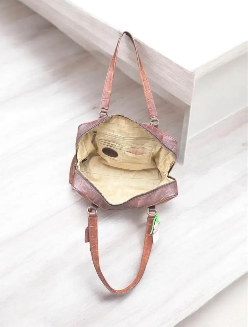 BOLSA FOSSIL ORIGINAL COURO CROCO - Foto 4