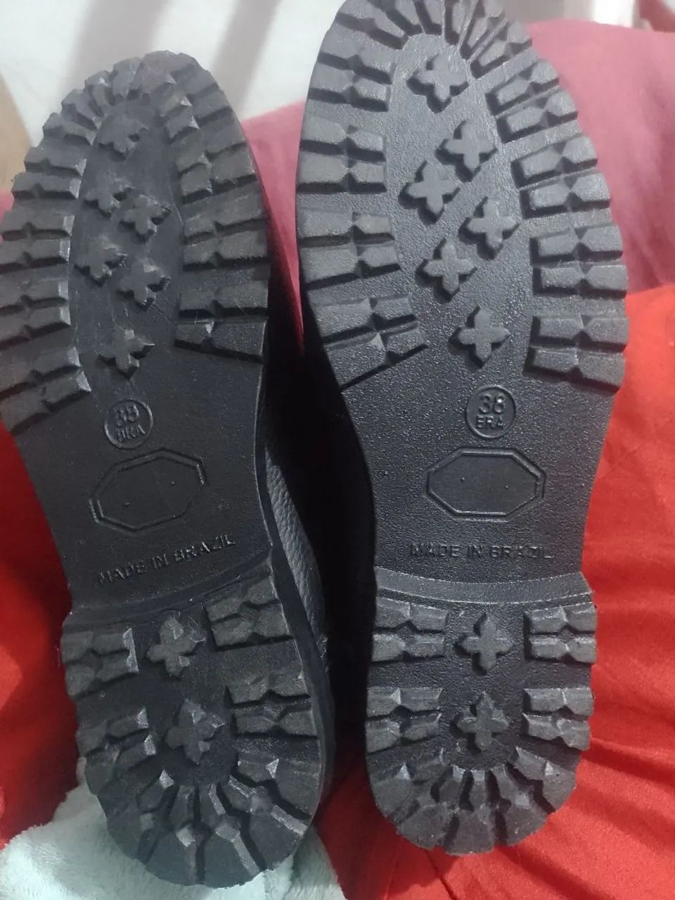 Bota e Crocs - Foto 2