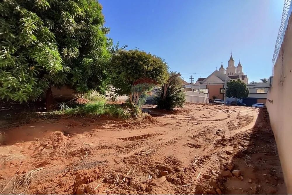 Terreno no centro da cidade de Lins-SP - R$ 690.000,00 - Foto 4