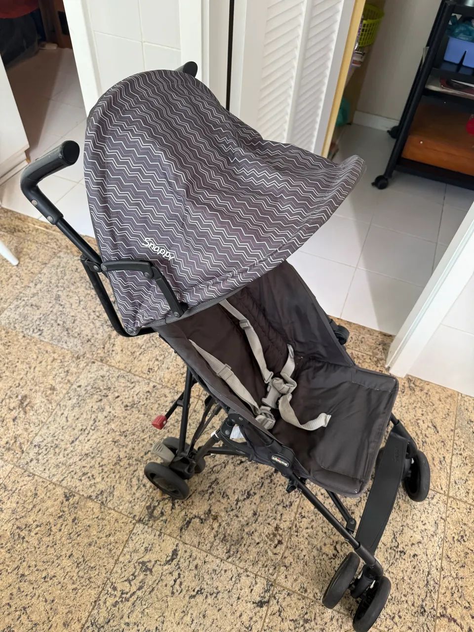 Carrinho para criança marca Chicco - Foto 2