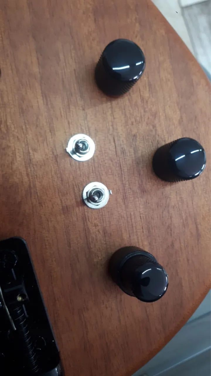 Contra Baixo - Foto 5