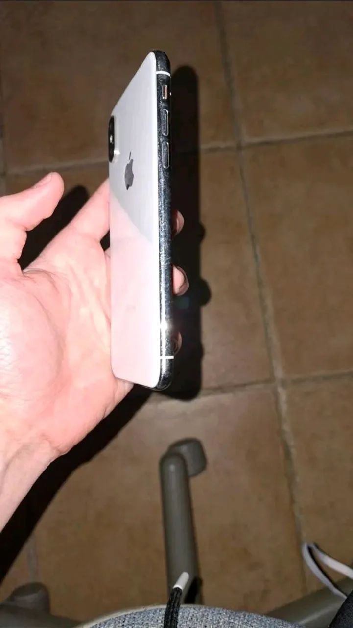 Iphone X 256gb troco em iphone maior com volta - Foto 2