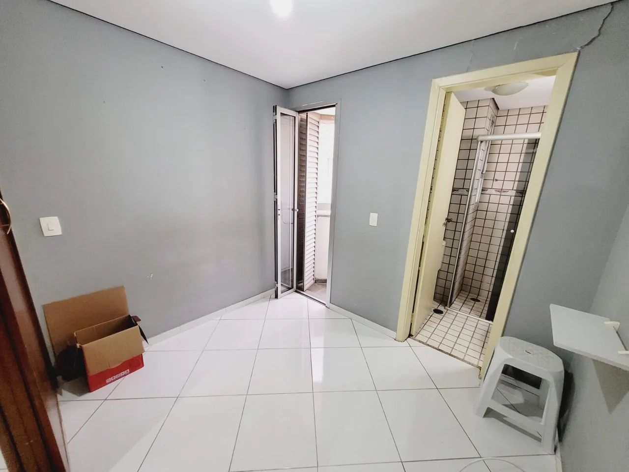 Apartamento Studio SEMI MOBILIADO 1 DORM 1 VAGA - Foto 4