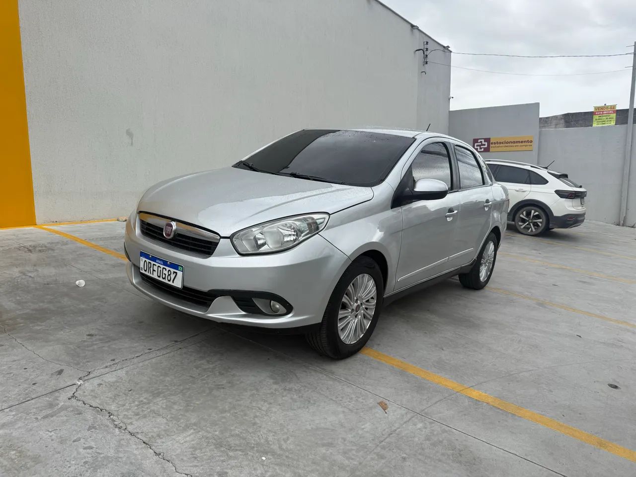 Fiat Grand Siena 2015
