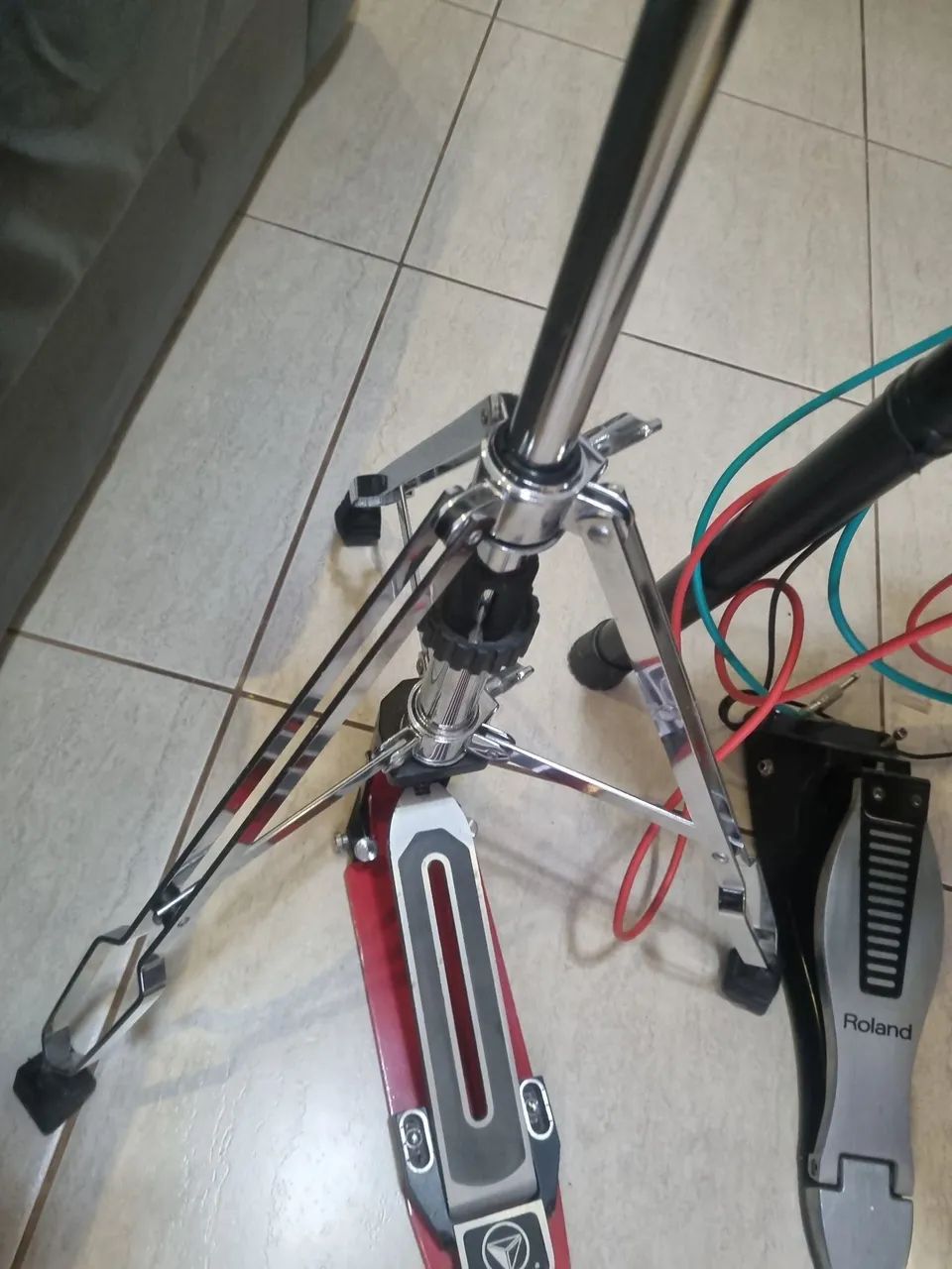 Bateria Eletrônica Roland TD 11, em excelente condição,  com banco, mesa de som, caixas - Foto 5
