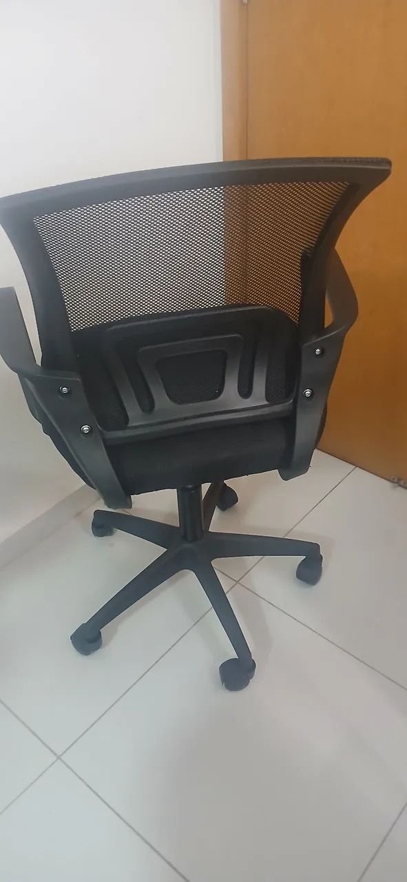 Cadeira giratória  - Foto 3