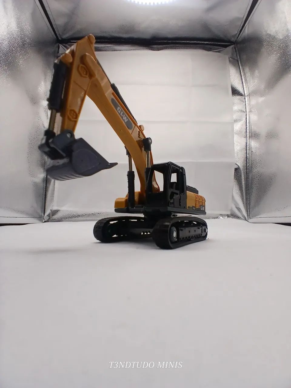 Miniatura de escavadeira - Foto 3