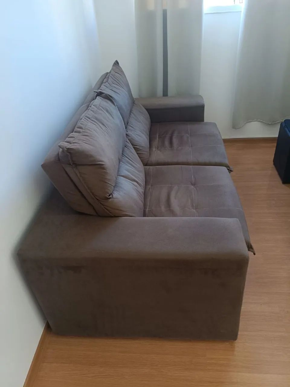 Sofá Luizzi Retrátil 2 Lugares.