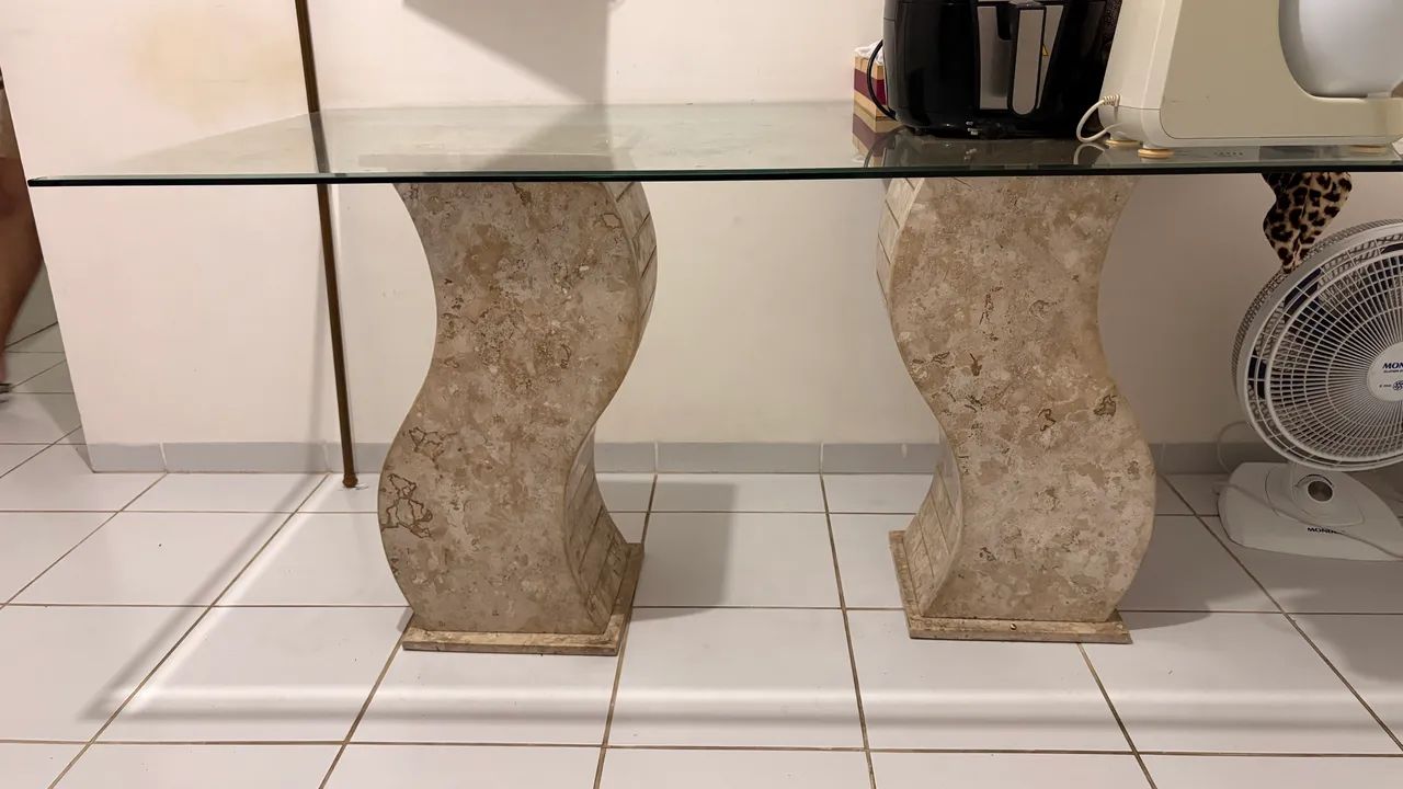 Mesa tampo de vidro e mármore travertino - Foto 2