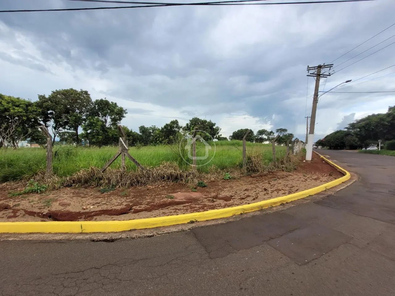 TERRENO BAIRRO MONTE CASTELO - Foto 4