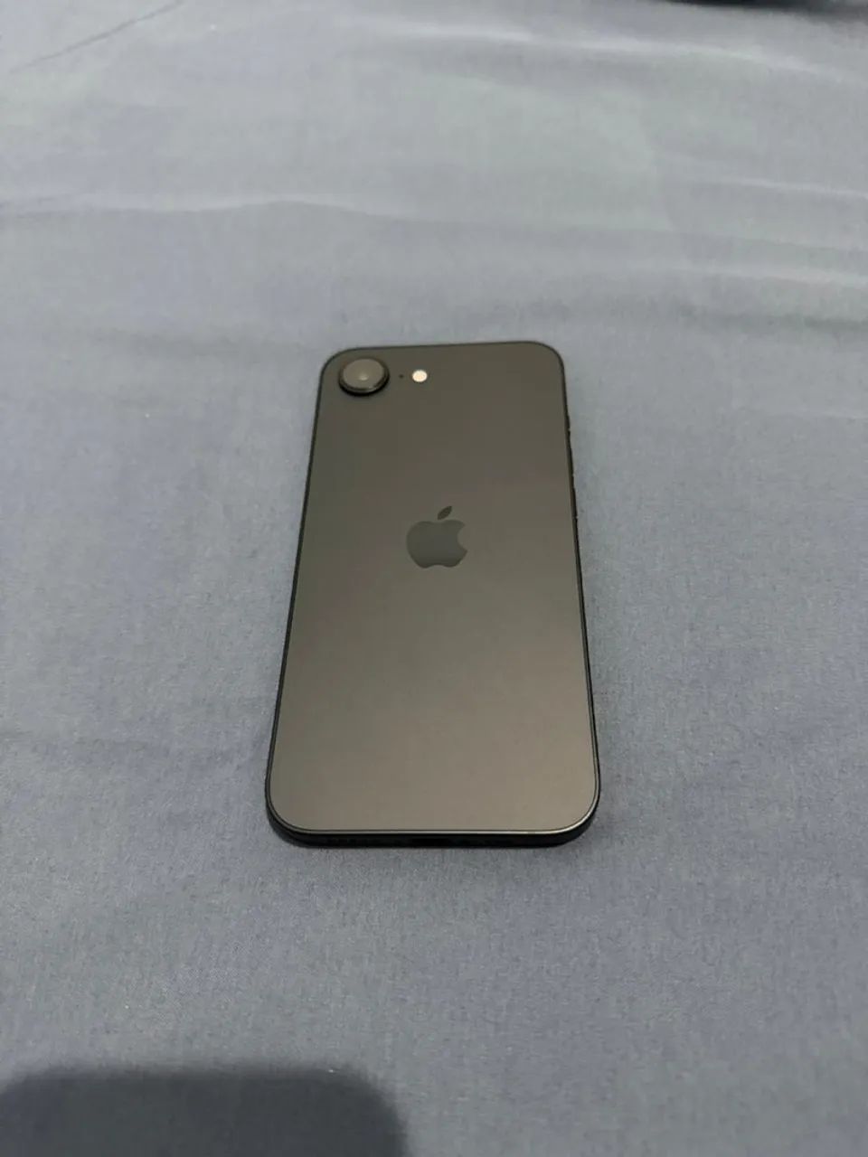 iPhone 16e