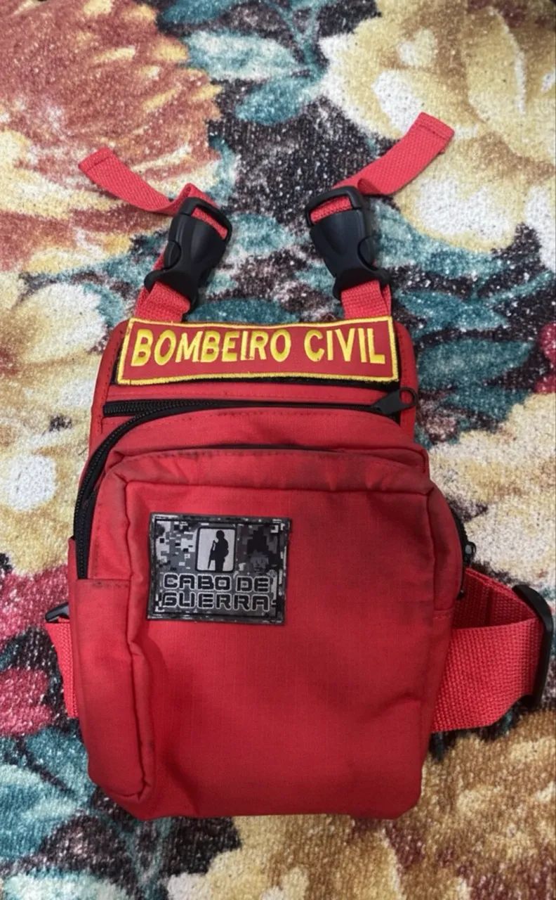 Vende-se farda de bombeiro civil  - Foto 2