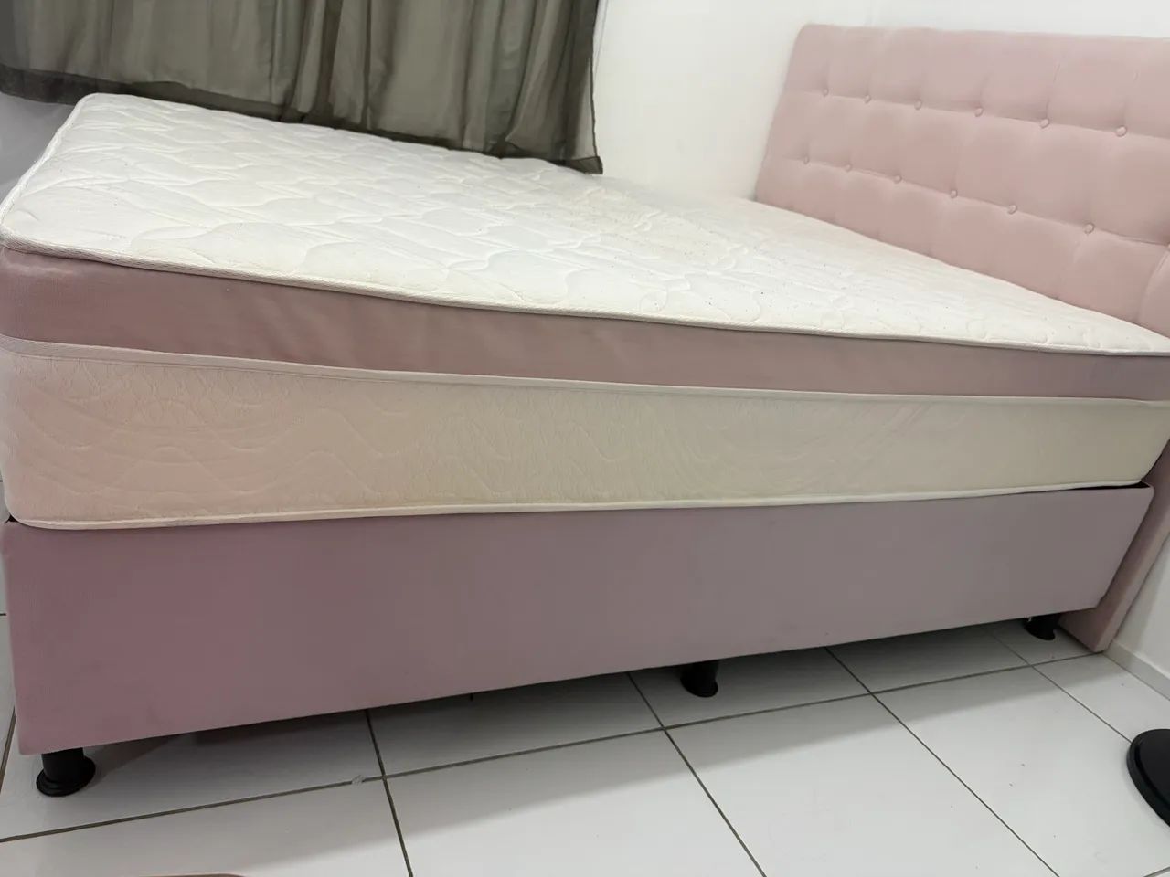 Cama Queen size , ventilador turbo Arno e espelho  - Foto 5