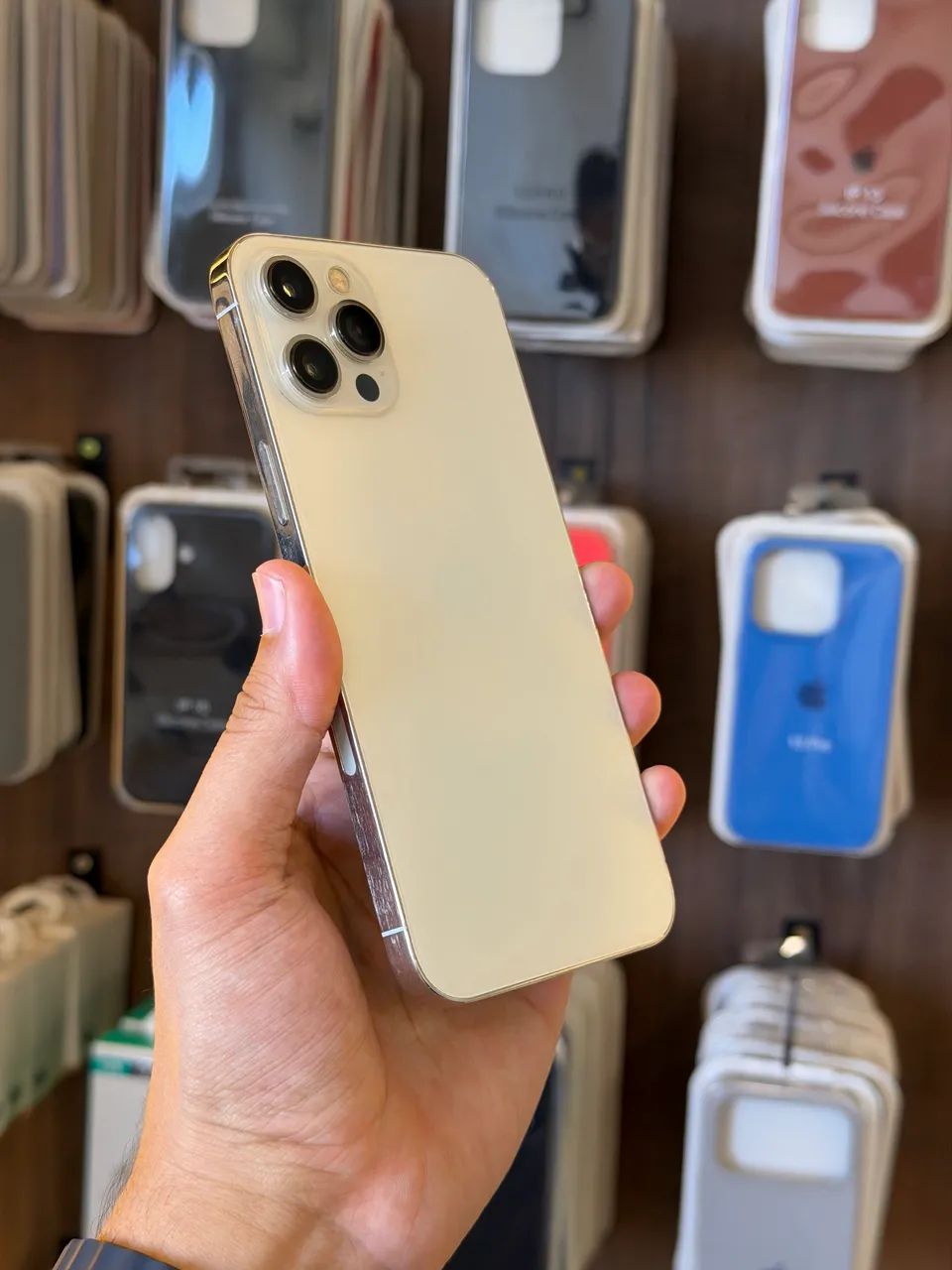Apple iPhone 12 ProMax 256GB SIMフリー シルバー Apple iPhone 12 Pro Max (256 GB) - Prateado | Parcelamento sem juros