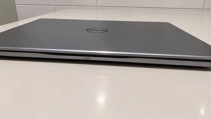 Notebook Dell Inspiron 15 7572 i7-8550U MX150 4GB 16GB RAM SSD
