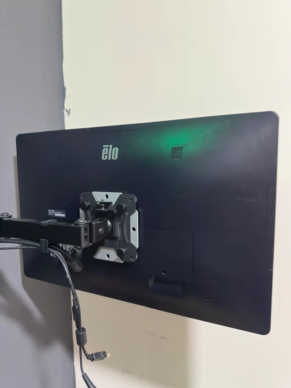 Monitor touch 2202L led 21,5  - Foto 2