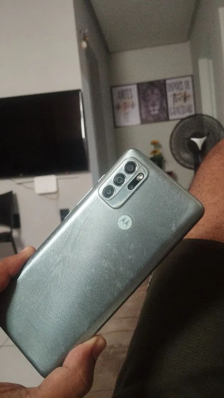 Celular moto G60