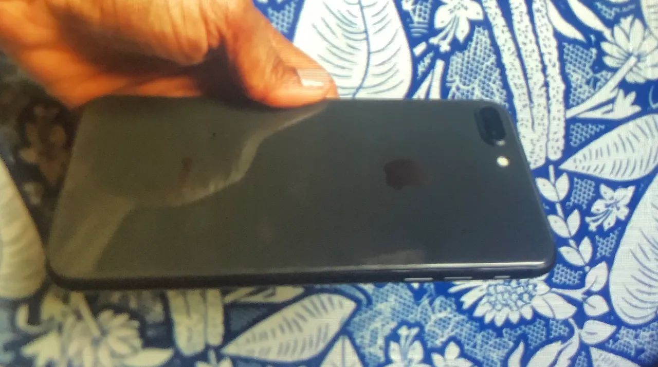 Vendo um celular iPhone 8 Plus  - Foto 5