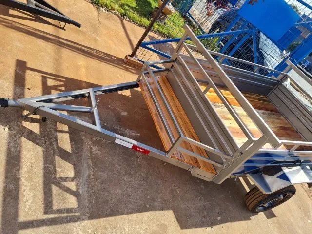 Carreta Premium 2.00x1.20 | Reforçada 800kg | Assoalho de Ipê - Foto 3