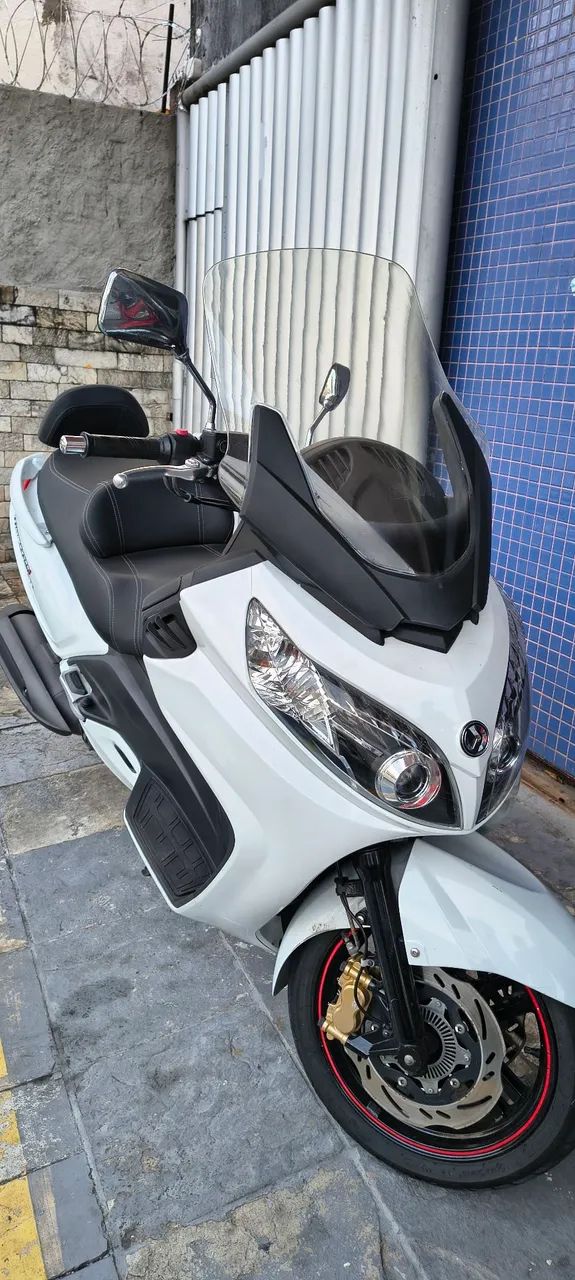 Scooter Maxsym 400i