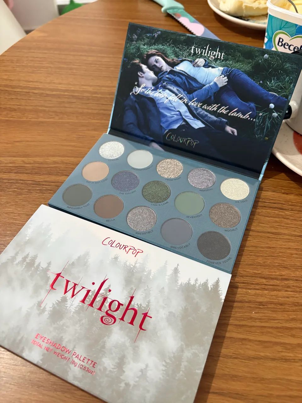 paleta de sombras colourpop crepúsculo nova - Foto 4