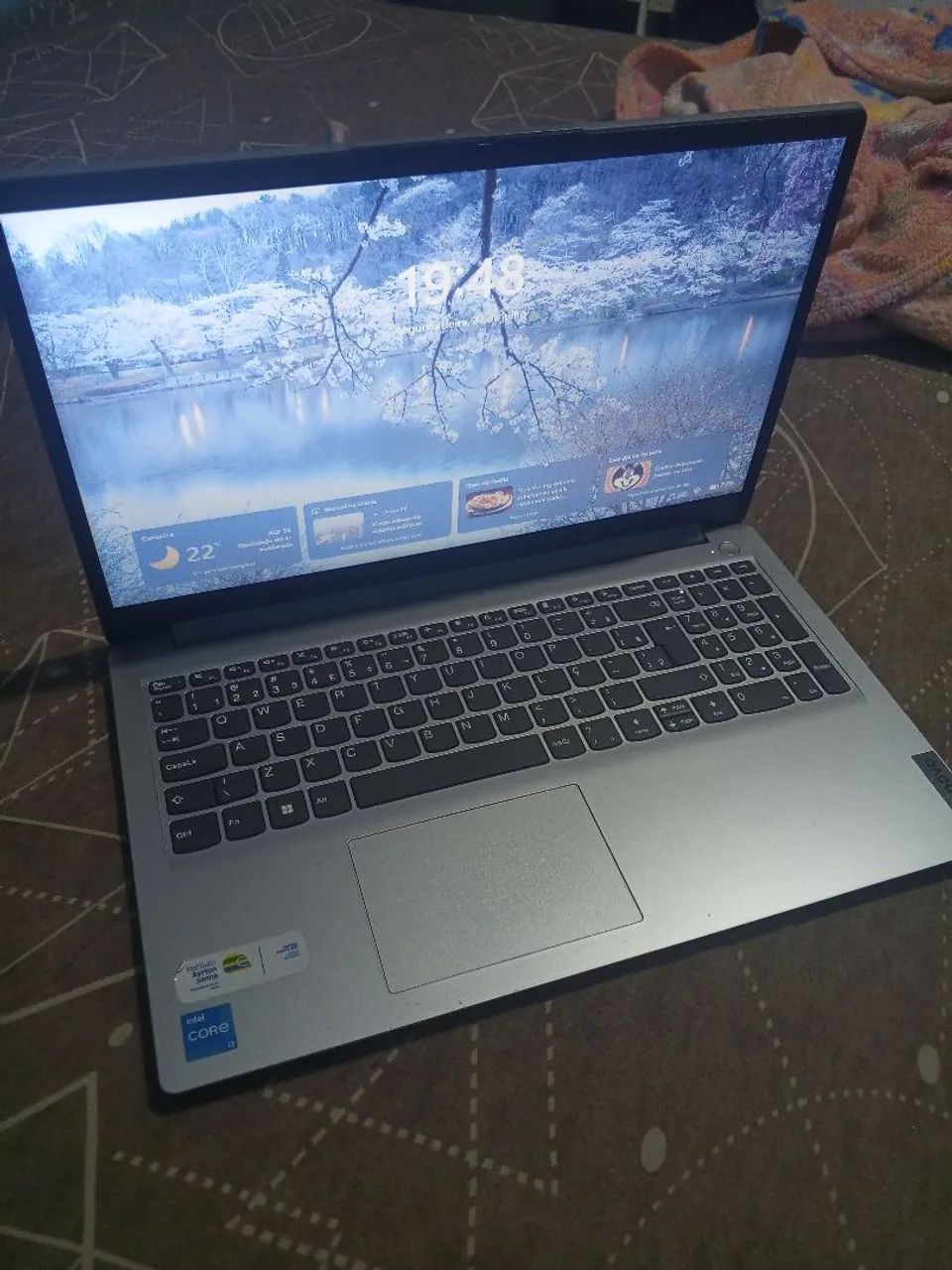 Notebook Lenovo i3 