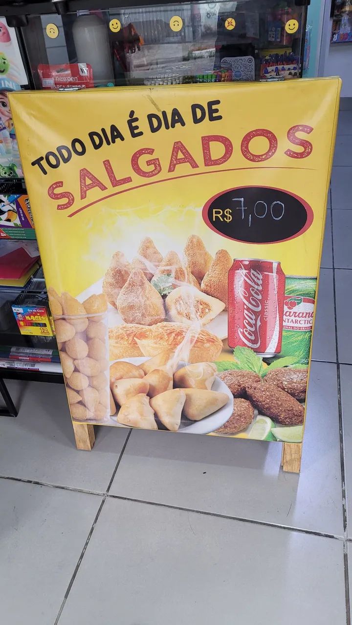 Kit 1 estufa com 6 bandejas 1fritadeira e um banner de salgados  - Foto 2