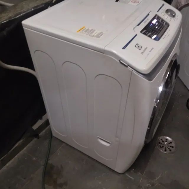 Lava e Seca Eletrolux 10,5Kg, 220 volts, funcionando e em excelente estado - Foto 4