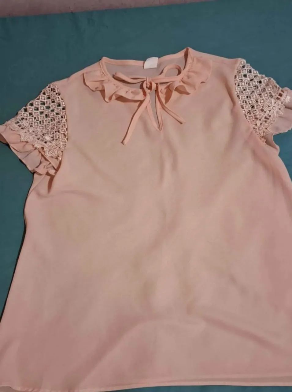 Vendo blusas e saia  - Foto 2
