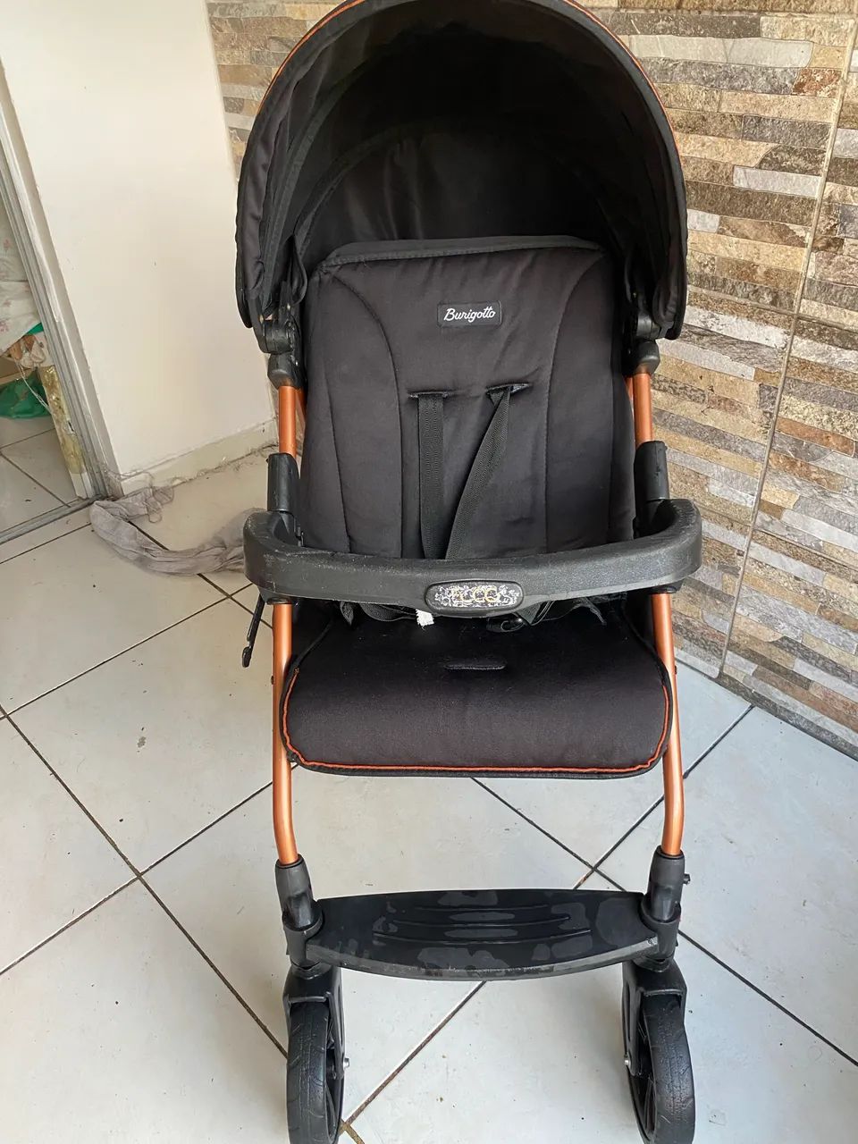 Kit burigotto carrinho de bebê e bebê conforto semi novo  - Foto 3