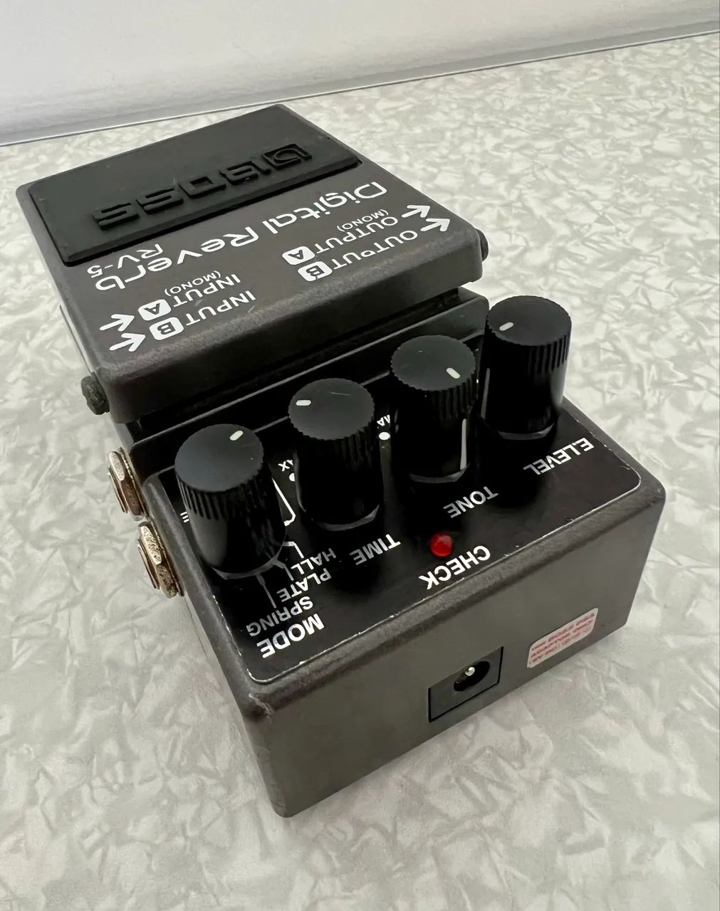 Pedal de guitarra Boss Digital Reverb RV-5 - Instrumentos musicais