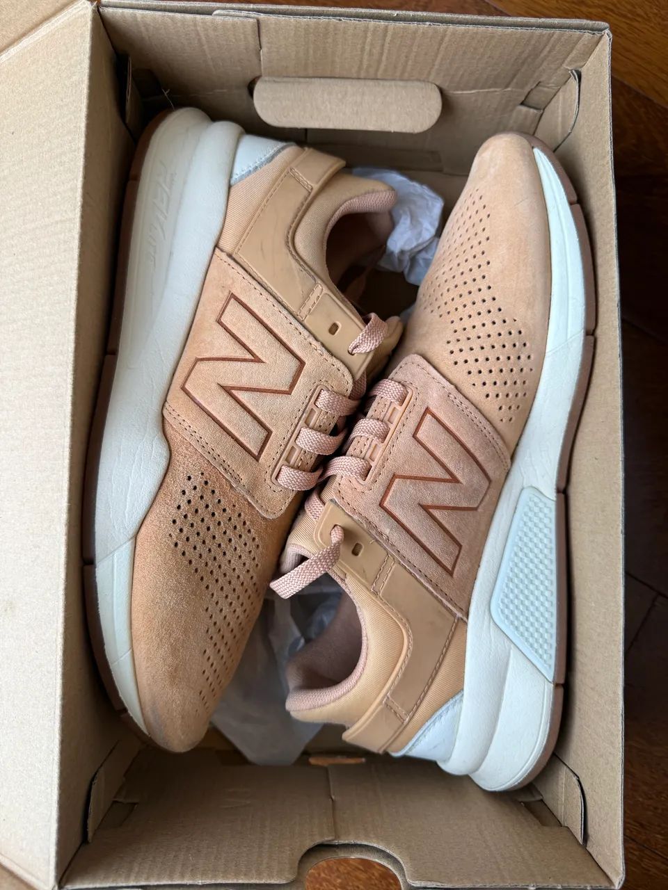 New Balance 247 Bege  - Foto 3