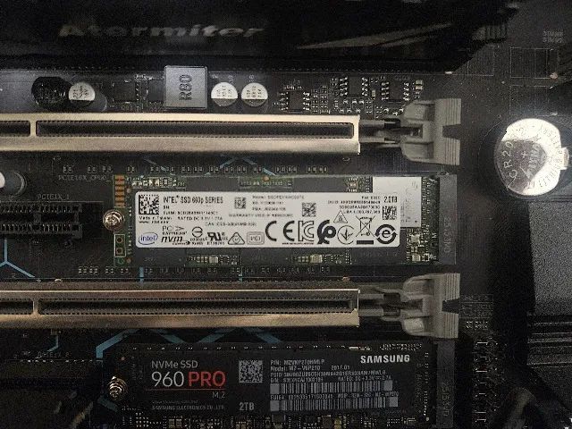 NVME Intel 2TB