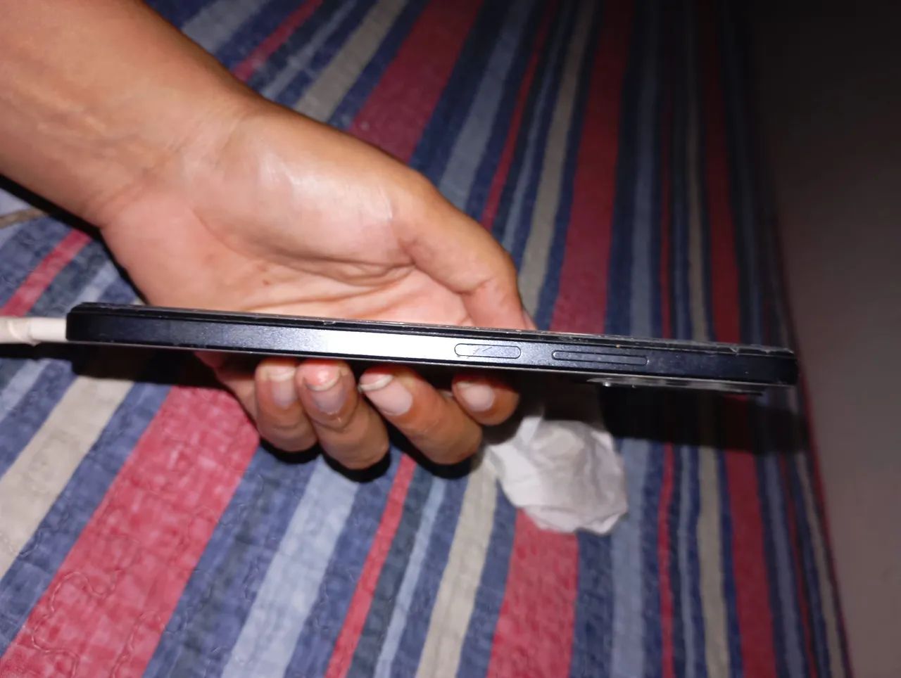 Vendo celular com marcas de uso - Foto 3
