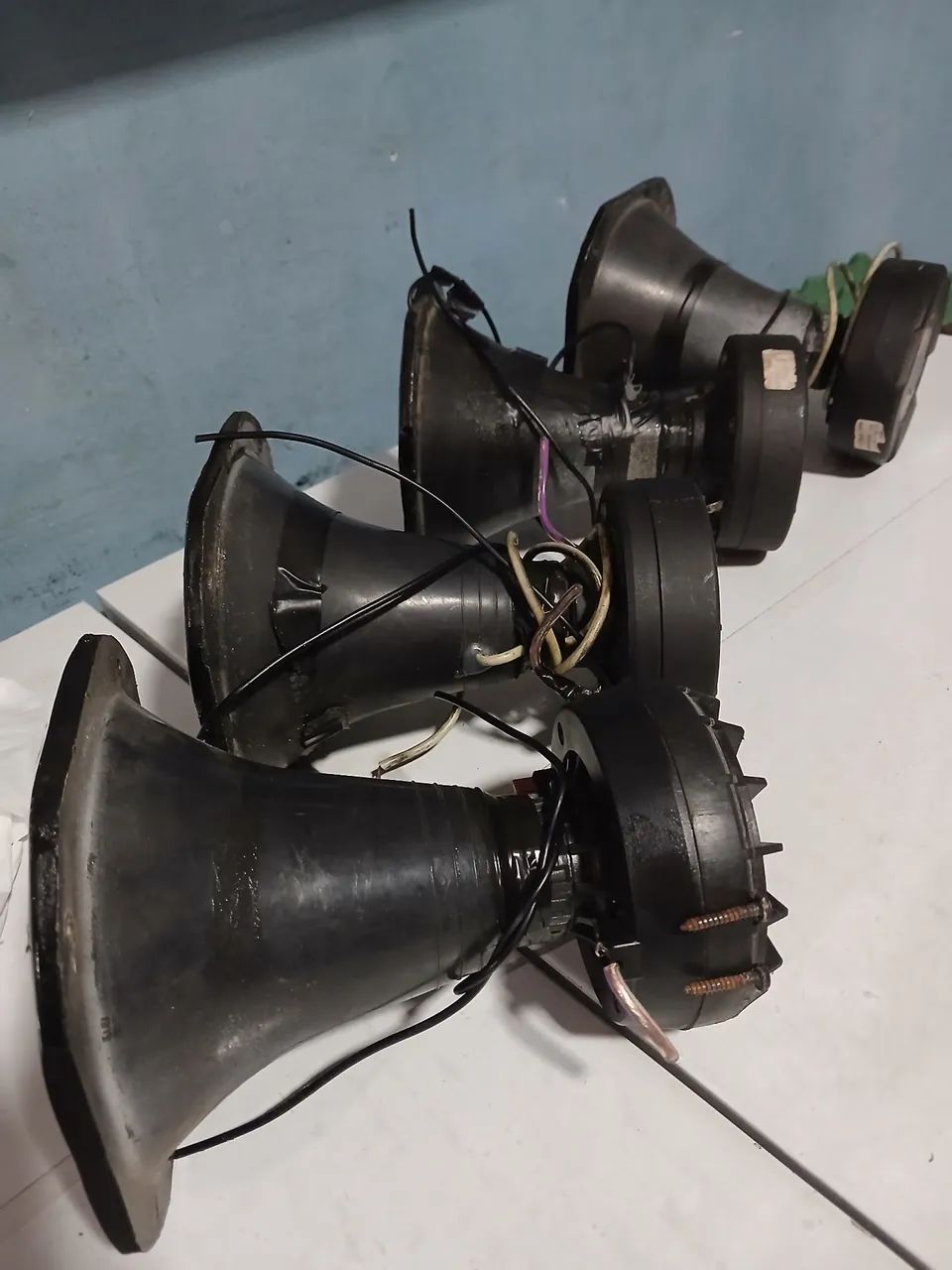 Vendo 4 Cornetas ! - Foto 3