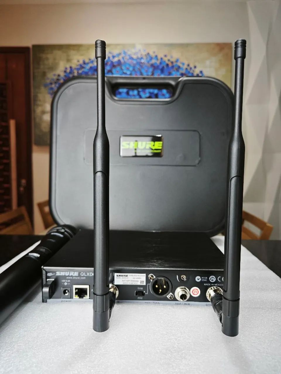 MICROFONE SHURE QLXD4 KSM8 PRETO + CASE - Foto 5