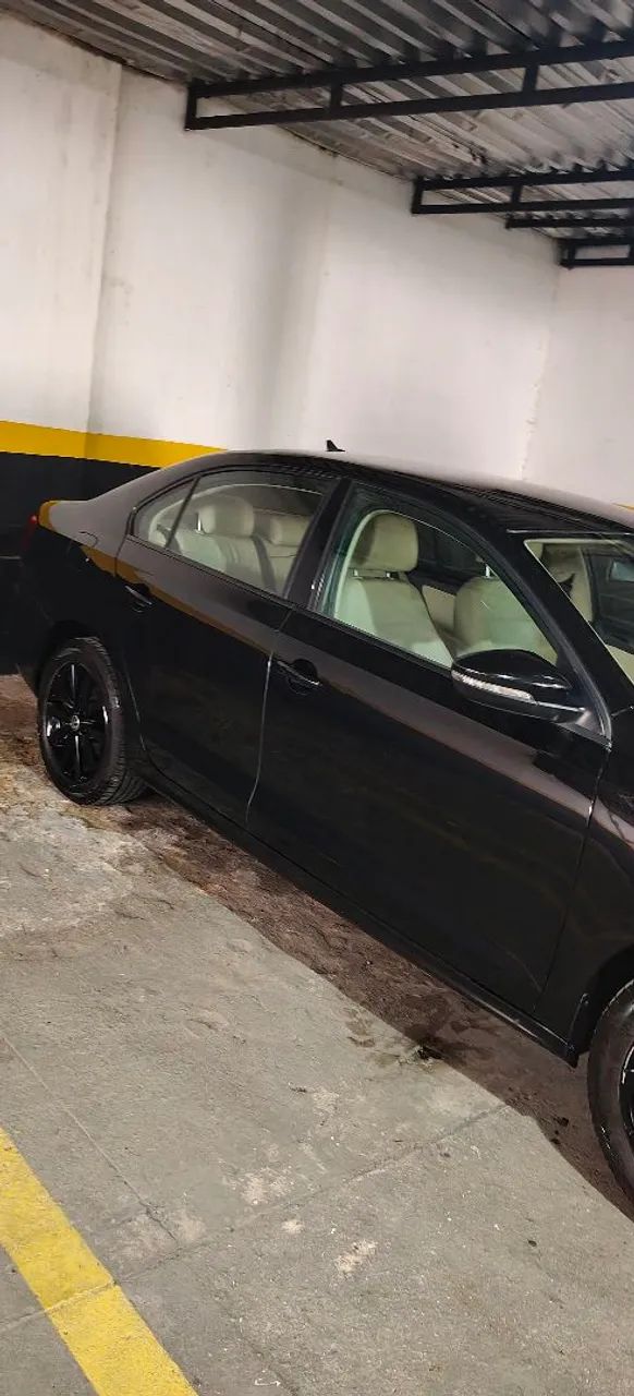 Volkswagen Jetta JETTA Comfortline 2.0 T.Flex 8V 4p Tipt. 2014