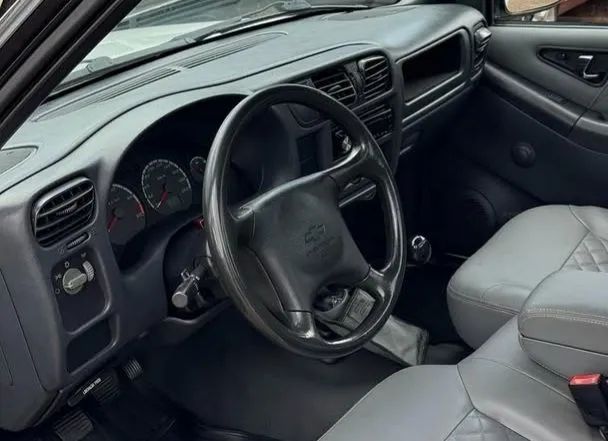 PEÇAS E ACABAMENTOS PAINEL S10 E BLAZER  - Foto 2
