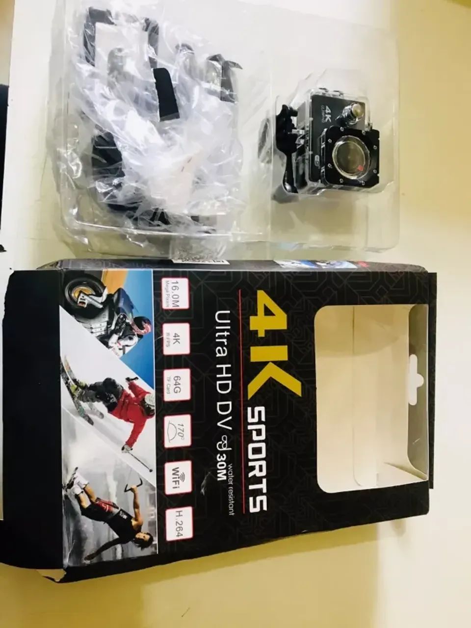 Câmera de ação 4K Ultra HD WiFi 30 metros à prova d'água com controle remoto Estilo GO PRO - Foto 4