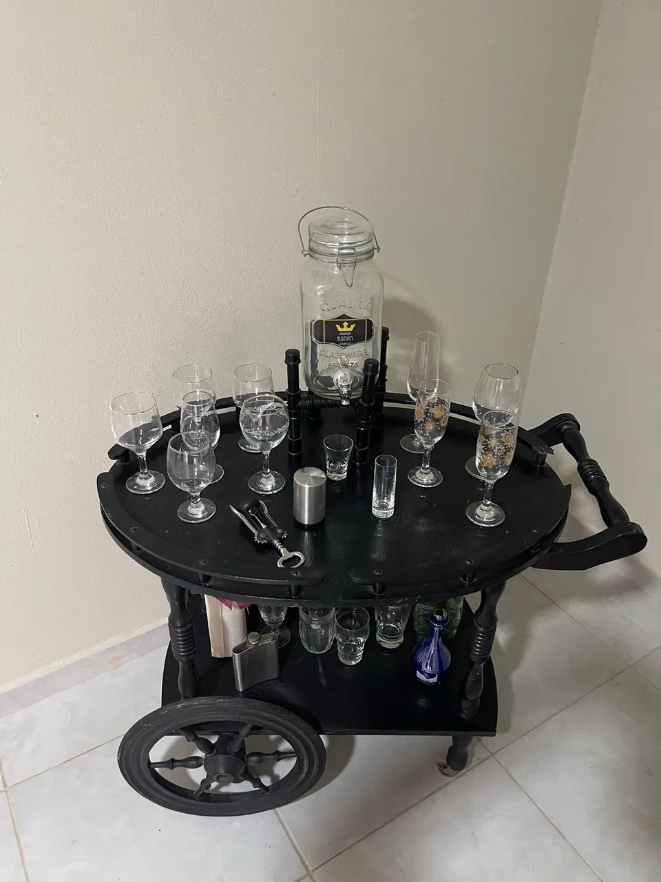 Vendo Esse Barzinho em Madeira - Foto 4