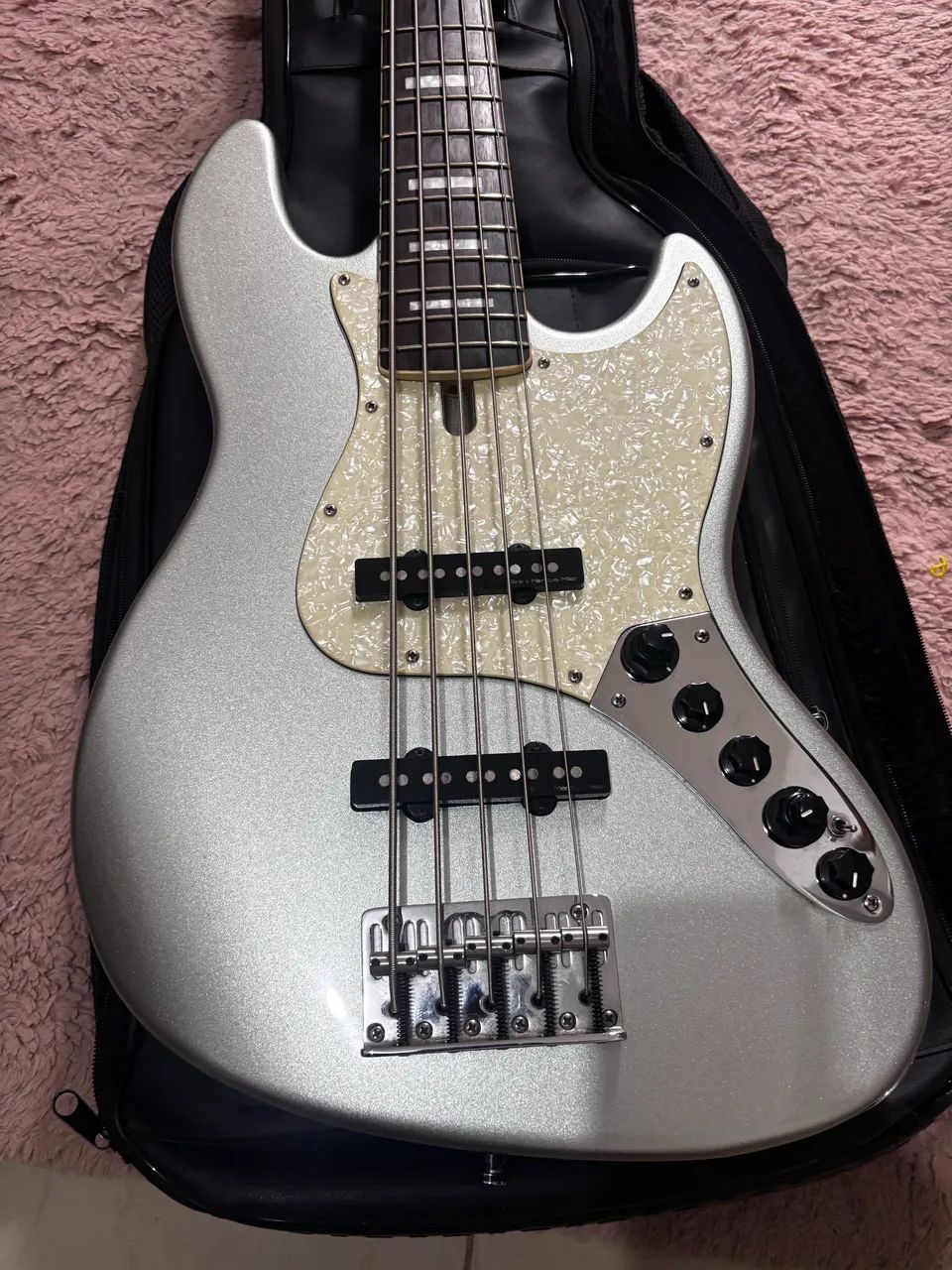 Vendo baixo Marcus miller V 07  - Foto 3
