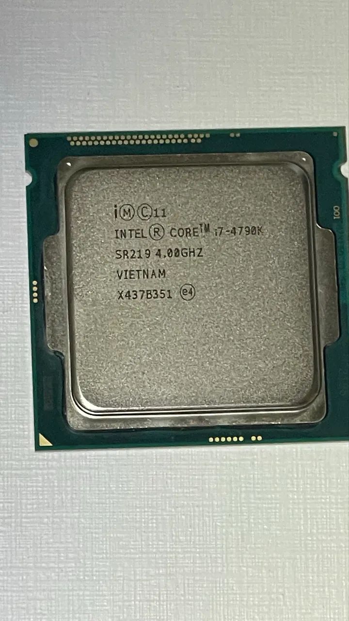 intel 4790K 4GHZ + Cooler intel original