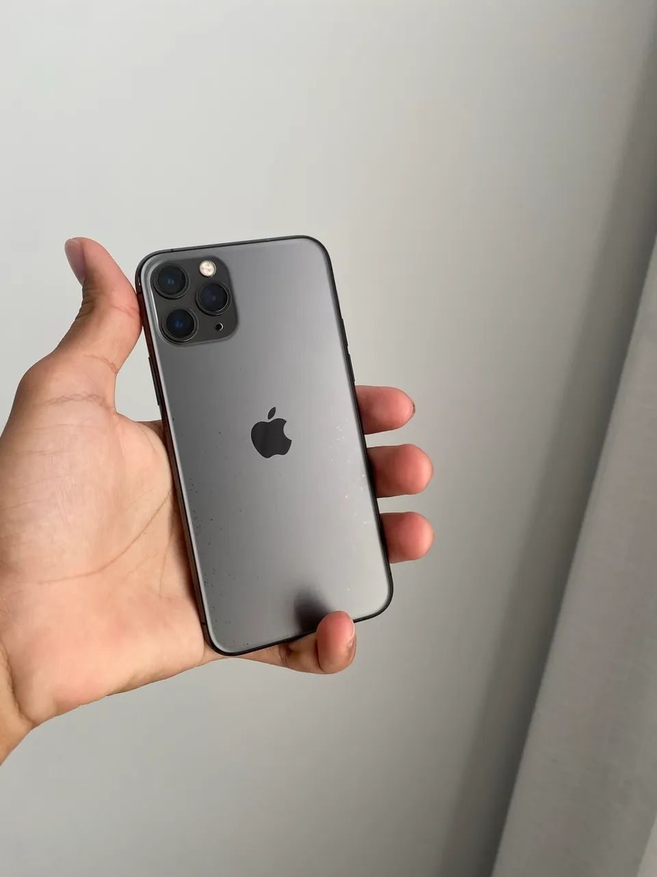iPhone 11 Pro - 64GB - Foto 2