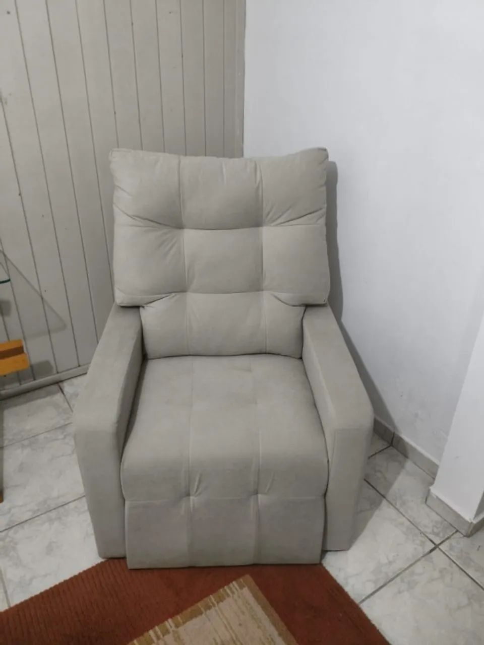 POLTRONA RECLINÁVEL 