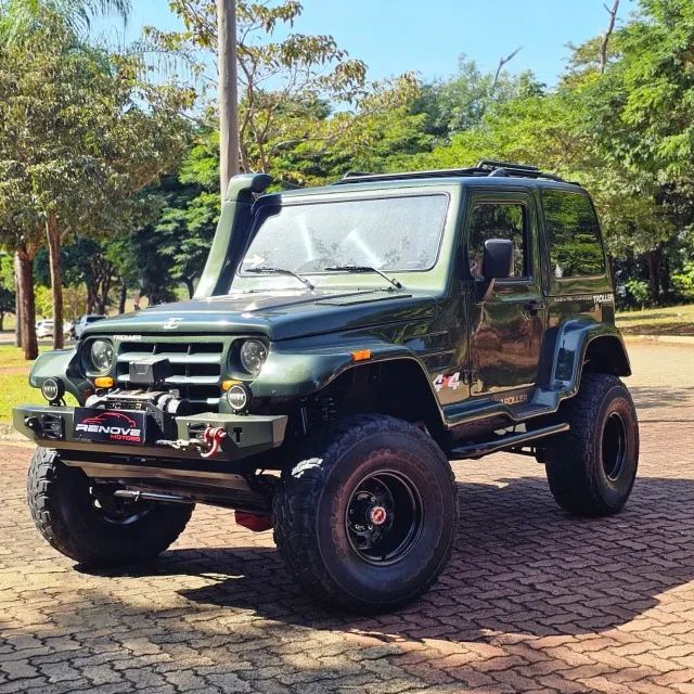 Troller T-4 T-4 4x4 3.0 TB Int. Cap. Rígida Diesel 2006