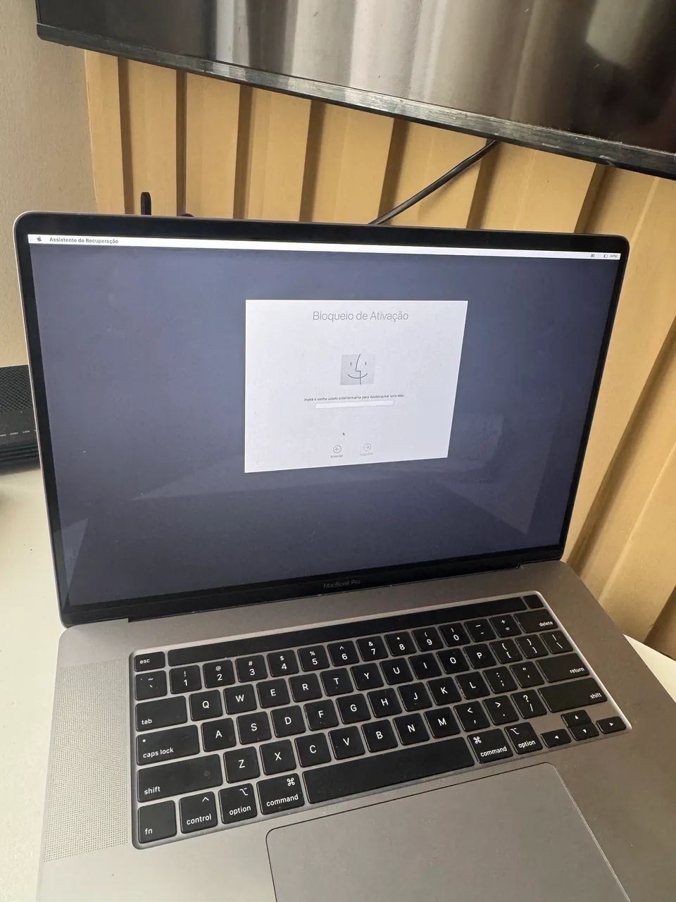 MacBook Pro 2019 512gb 16 Polegadas 16gbram PARA RETIRADA DE PEÇAS   - Foto 5